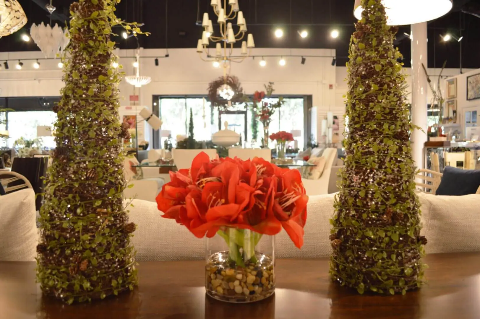 A vase of flowers on top of a table.