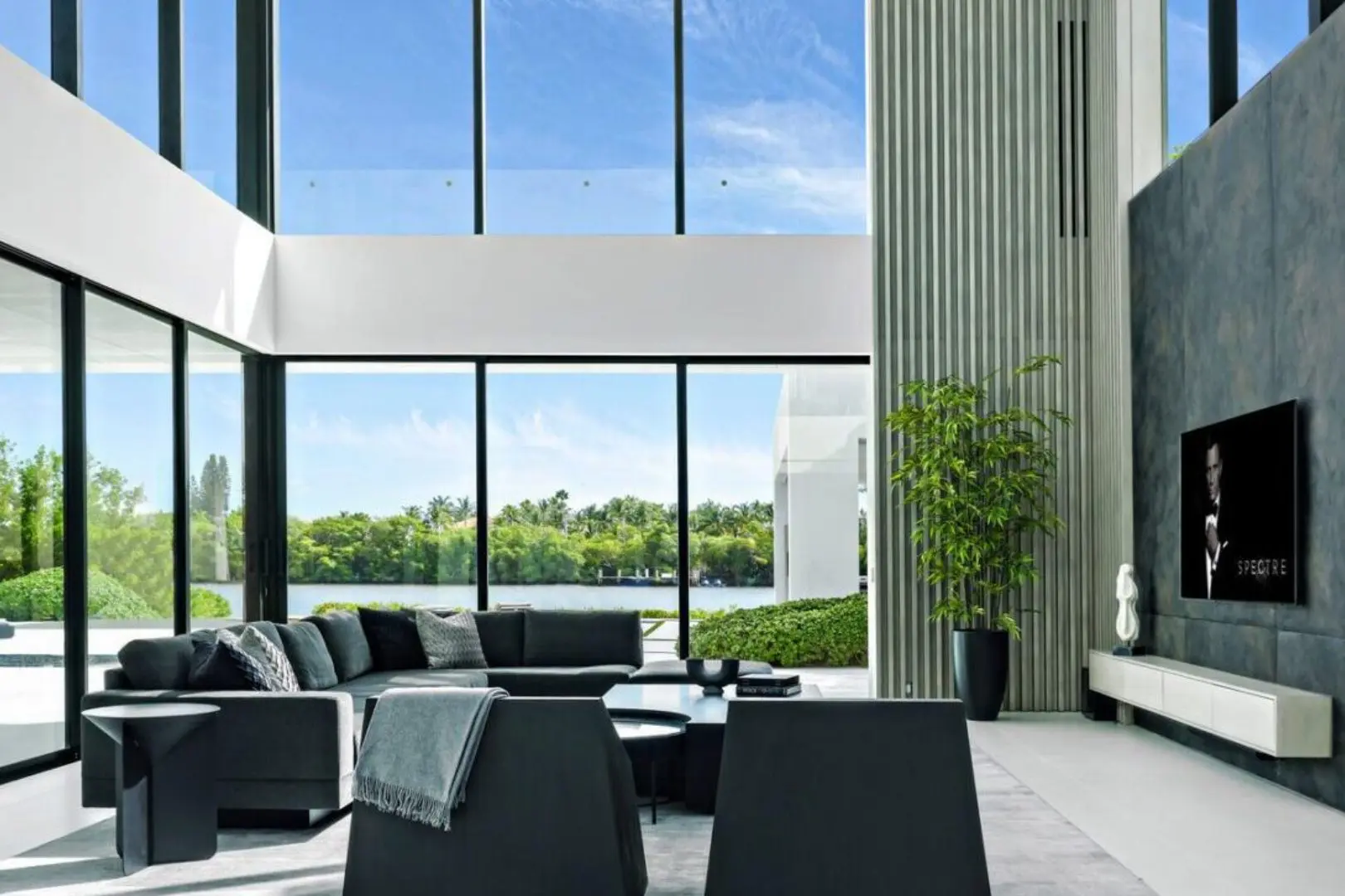Manalapan Modern